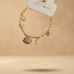 🌊💎 Deniz Esintisi: Altın Renk Sallantılı Charm Bileklik ✨🐚
